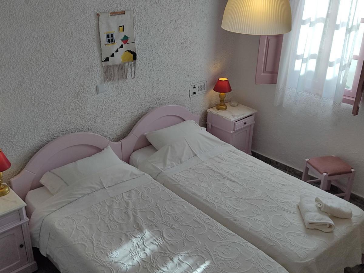 Porto Sikinos Hotel Alopronia Ngoại thất bức ảnh