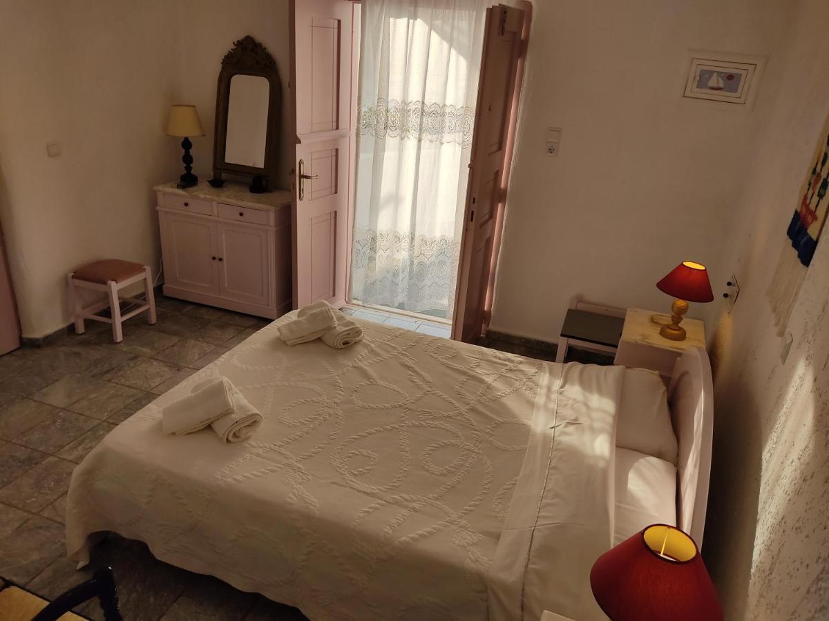 Porto Sikinos Hotel Alopronia Ngoại thất bức ảnh