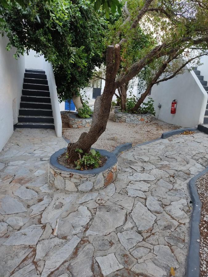 Porto Sikinos Hotel Alopronia Ngoại thất bức ảnh