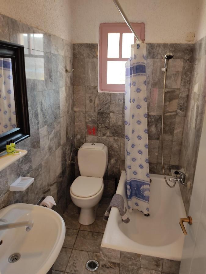 Porto Sikinos Hotel Alopronia Ngoại thất bức ảnh