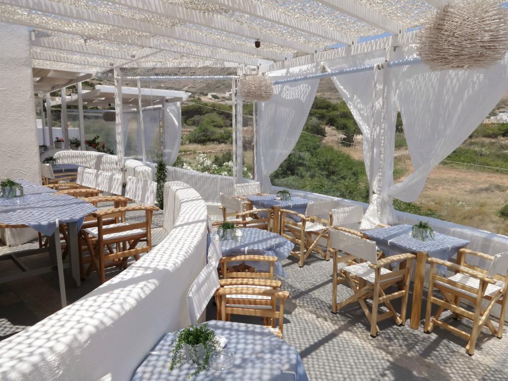 Porto Sikinos Hotel Alopronia Ngoại thất bức ảnh