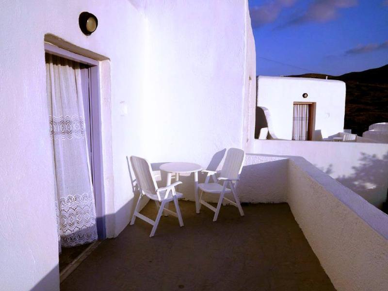 Porto Sikinos Hotel Alopronia Ngoại thất bức ảnh